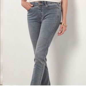 Soft Surroundings Supremely Soft Straight Leg Jean Ballad Wash Stretch NWT Small